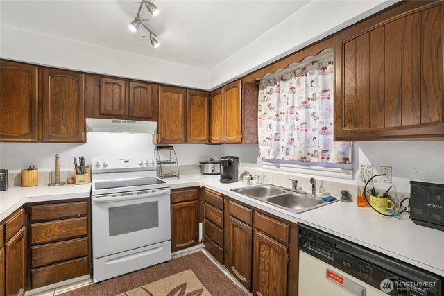 1502 S 59th Street, Tacoma, WA 98408