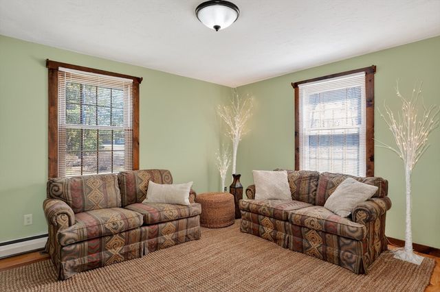 20 Stratton Rd, Grafton, MA 01519