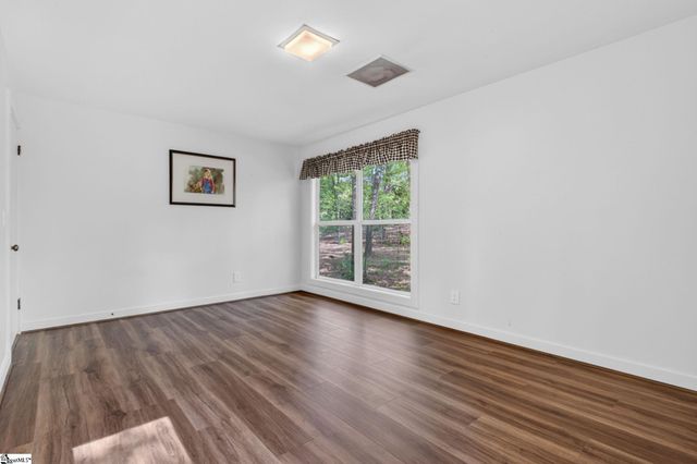 30 Dameron Avenue, Greenville, SC 29607