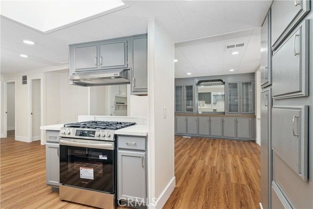 3945 Bradford 111, La Verne, CA 91750