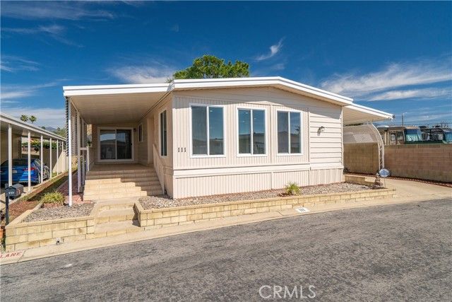 3945 Bradford 111, La Verne, CA 91750