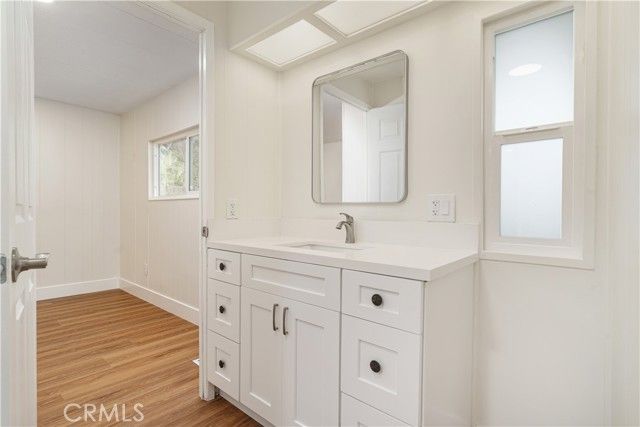 3945 Bradford 111, La Verne, CA 91750