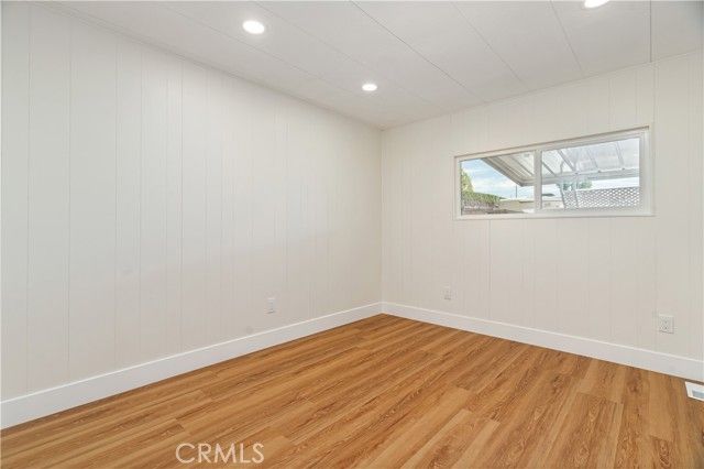 3945 Bradford 111, La Verne, CA 91750