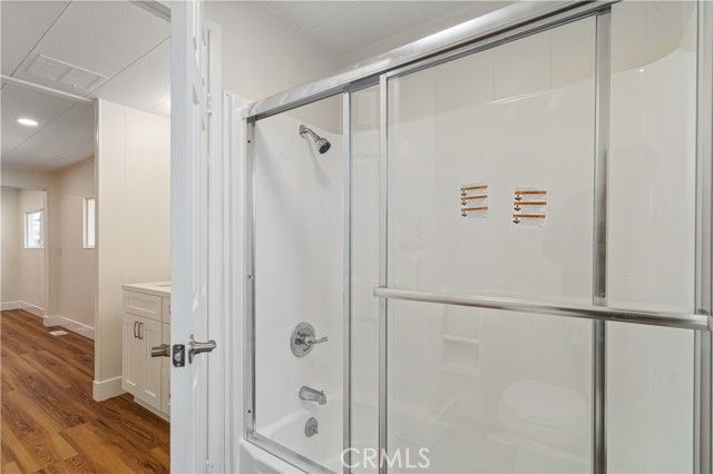 3945 Bradford 111, La Verne, CA 91750