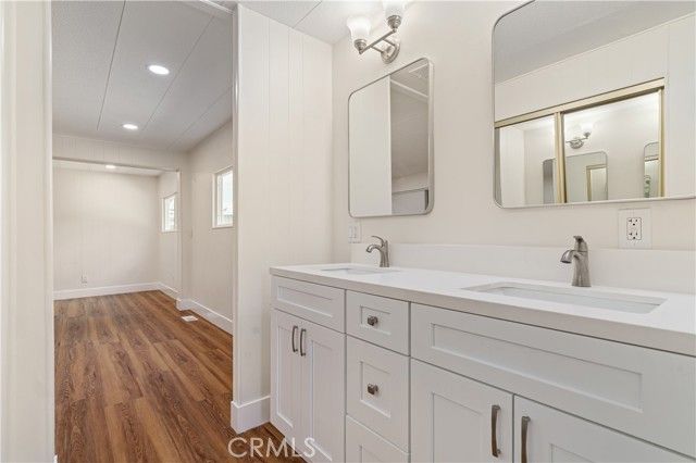 3945 Bradford 111, La Verne, CA 91750