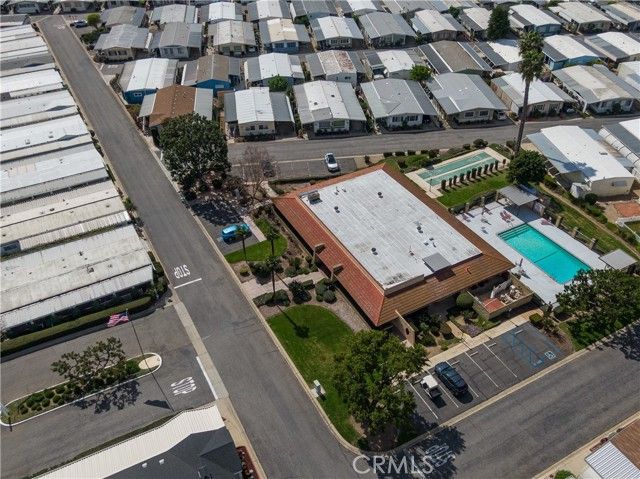 3945 Bradford 111, La Verne, CA 91750