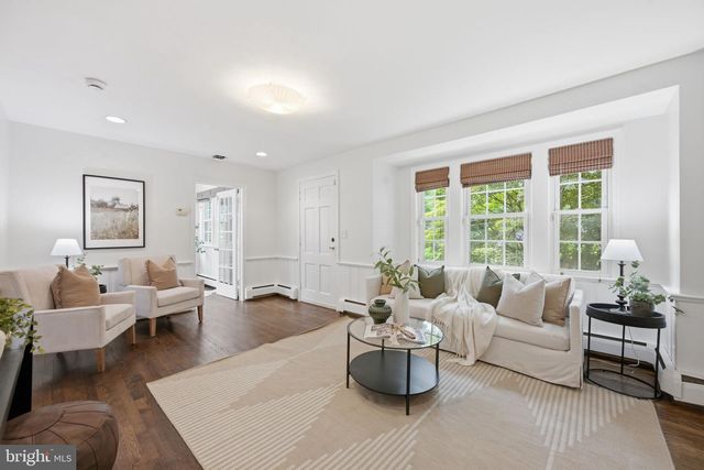 8703 READING RD, Silver Spring, MD 20901