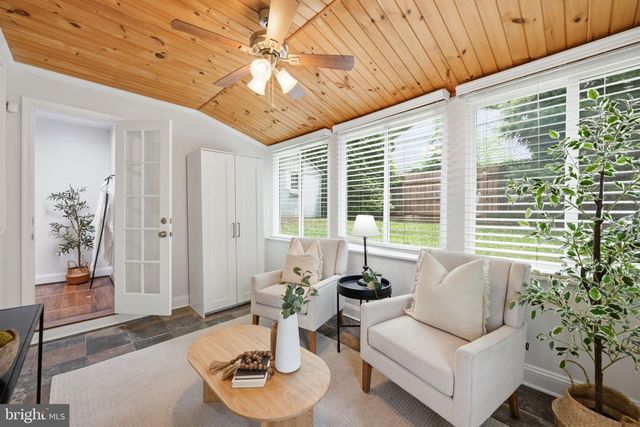 8703 READING RD, Silver Spring, MD 20901