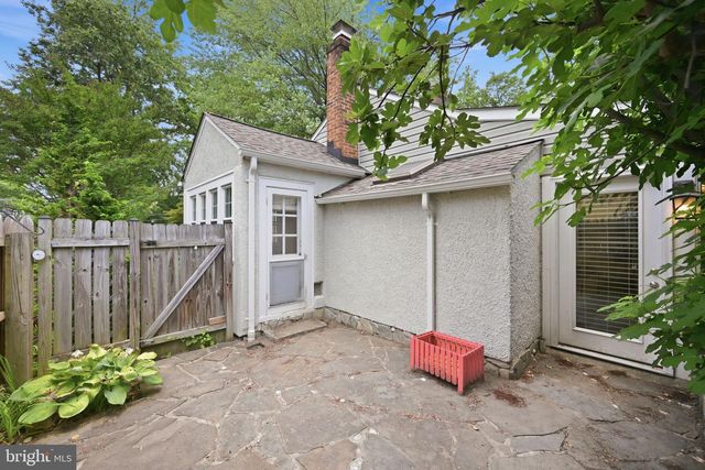 8703 READING RD, Silver Spring, MD 20901