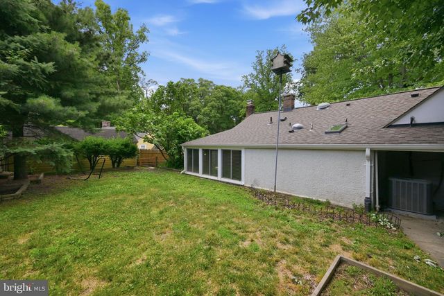 8703 READING RD, Silver Spring, MD 20901