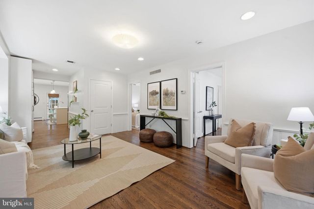 8703 READING RD, Silver Spring, MD 20901