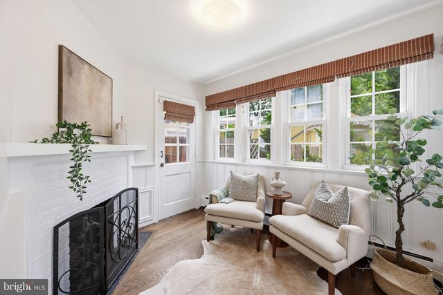 8703 READING RD, Silver Spring, MD 20901