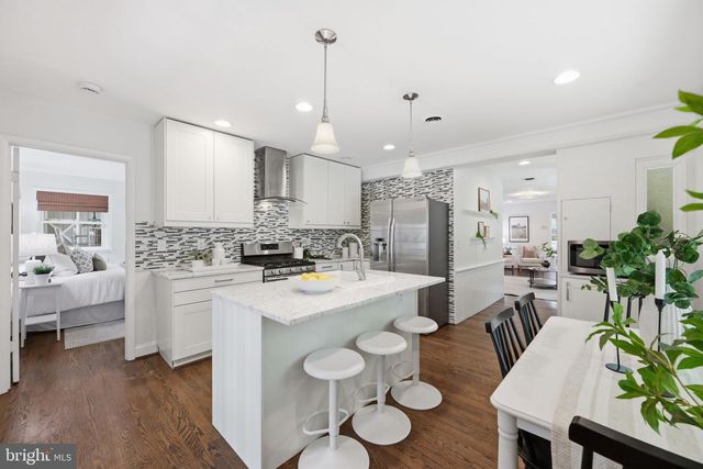 8703 READING RD, Silver Spring, MD 20901