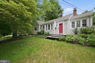 8703 READING RD, Silver Spring, MD 20901