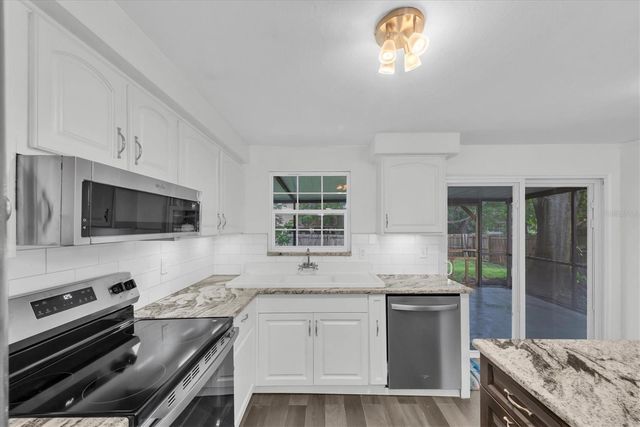 650 TIMBER BAY CIRCLE W, Oldsmar, FL 34677