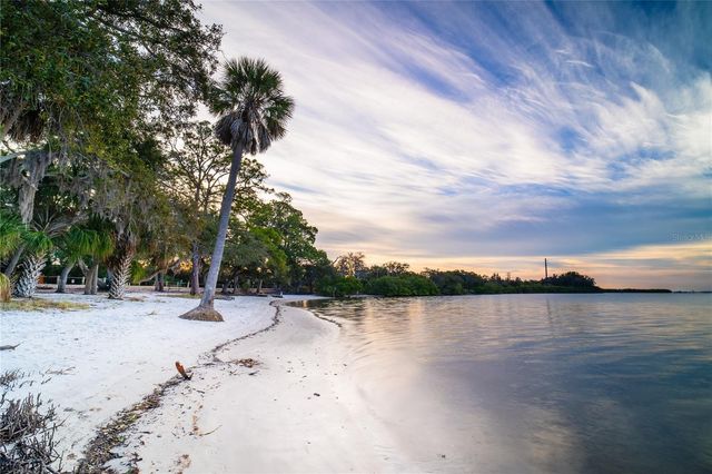 650 TIMBER BAY CIRCLE W, Oldsmar, FL 34677