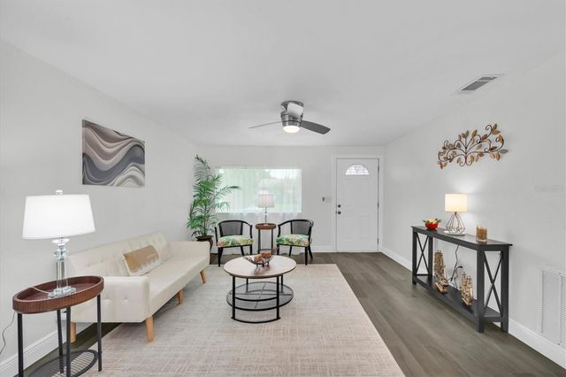 650 TIMBER BAY CIRCLE W, Oldsmar, FL 34677