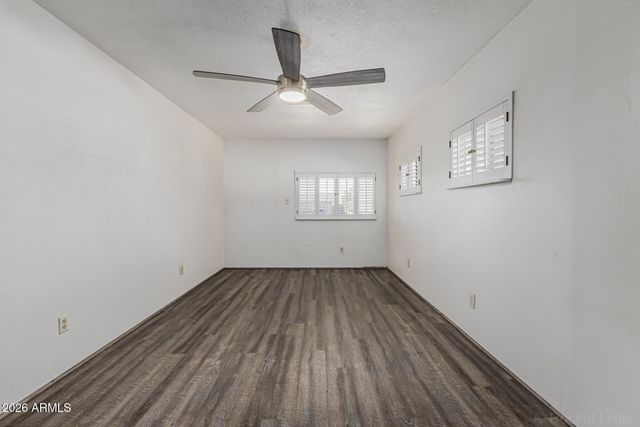 11383 N 114th Avenue, Youngtown, AZ 85363