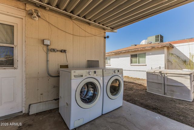 11383 N 114th Avenue, Youngtown, AZ 85363