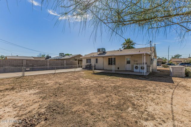 11383 N 114th Avenue, Youngtown, AZ 85363