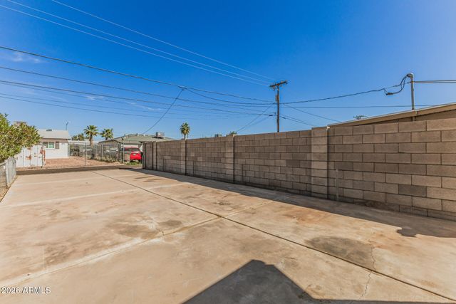 11383 N 114th Avenue, Youngtown, AZ 85363