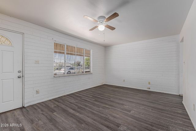 11383 N 114th Avenue, Youngtown, AZ 85363