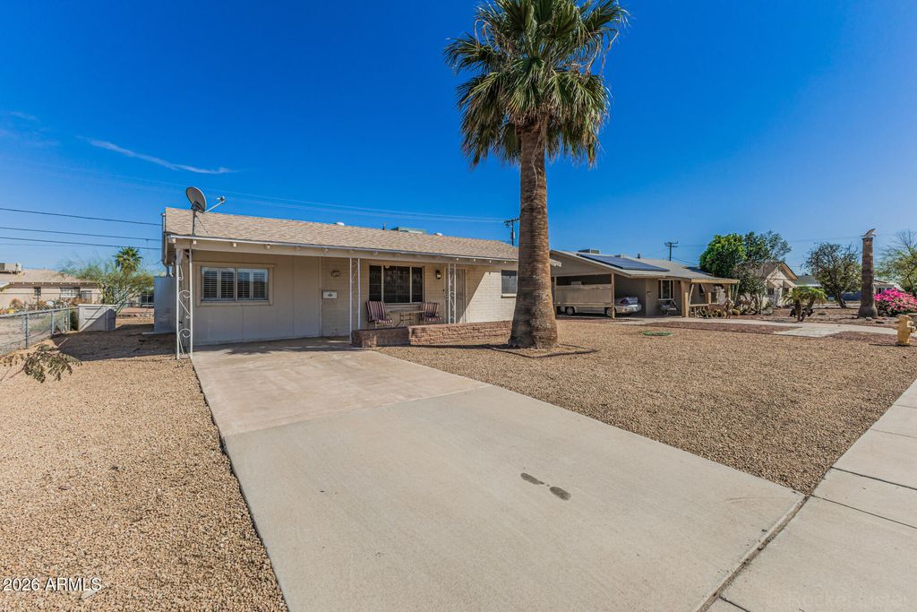 11383 N 114th Avenue, Youngtown, AZ 85363