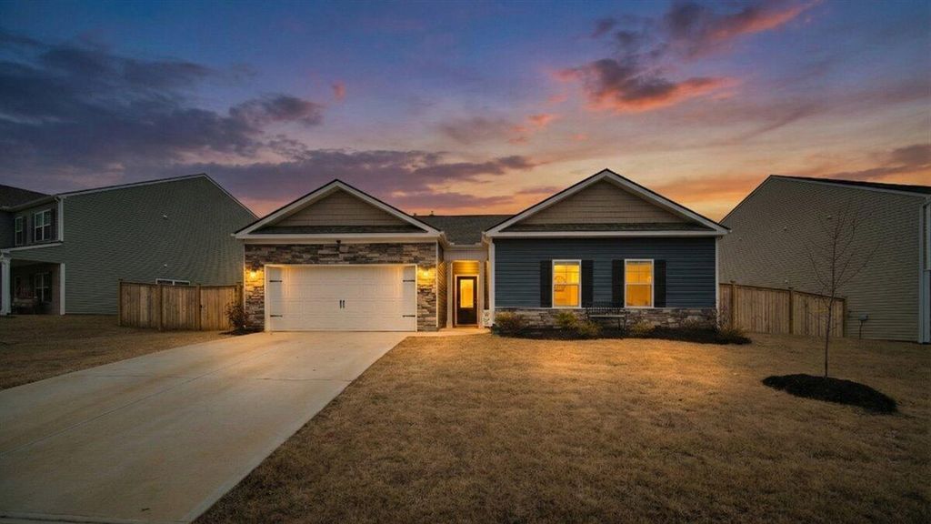 5859 Prickly Loop, Ooltewah, TN 37363