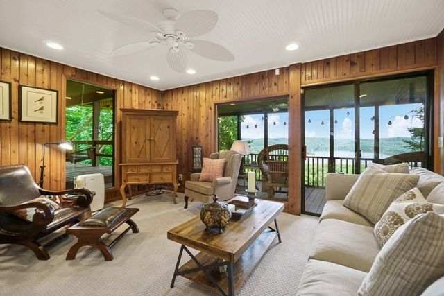 484 Bridgeview Pl, Smithville, TN 37166