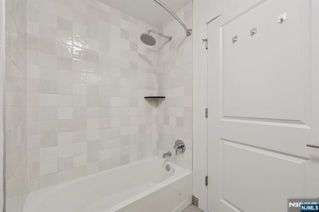 348 Baldwin Avenue 209, Jersey City, NJ 07306