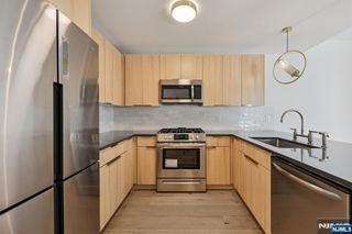 348 Baldwin Avenue 209, Jersey City, NJ 07306