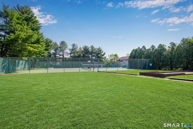215 Foxwood Lane 215, Milford, CT 06461