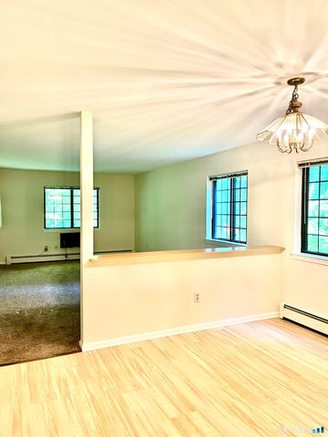 215 Foxwood Lane 215, Milford, CT 06461