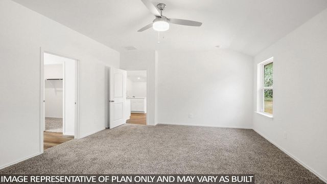 129 Wildflower Lane, Dayton, TX 77535