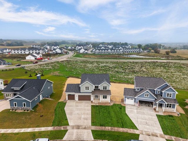 541 Morning Cove Circle, Verona, WI 53593