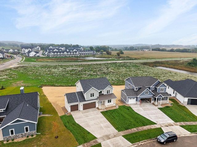 541 Morning Cove Circle, Verona, WI 53593