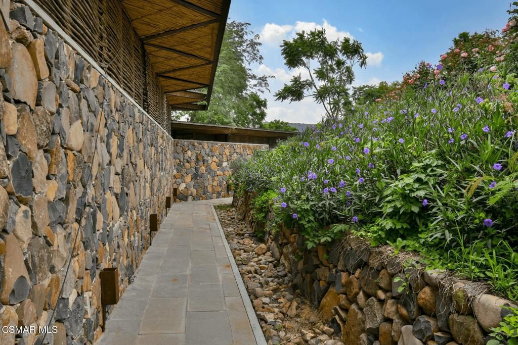 Image 15 of property listing at 45857 La CanAda, Jal., Mexico, OS