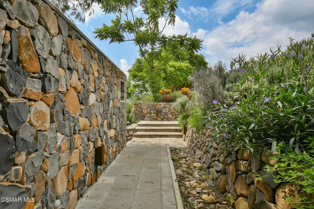 Image 16 of property listing at 45857 La CanAda, Jal., Mexico, OS