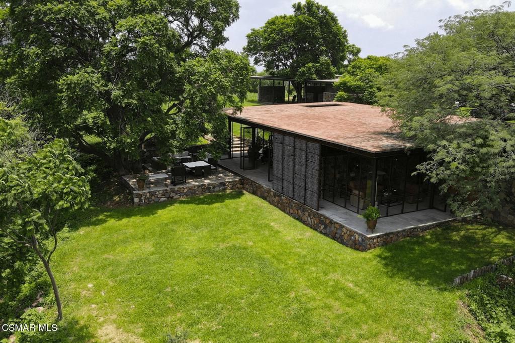 Image 17 of property listing at 45857 La CanAda, Jal., Mexico, OS