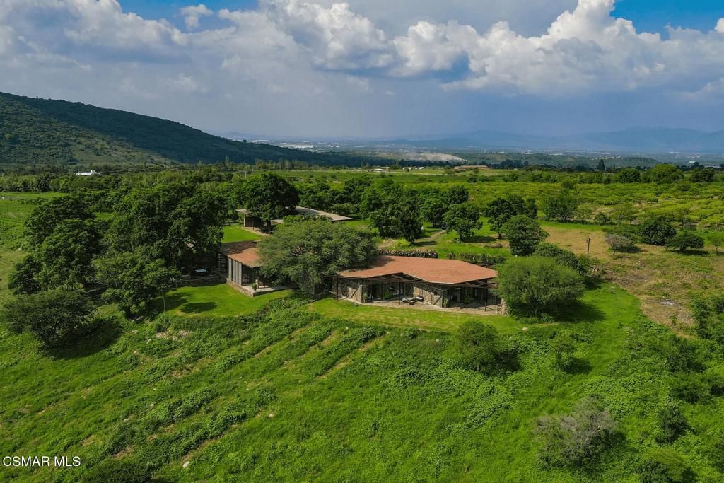 Image 33 of property listing at 45857 La CanAda, Jal., Mexico, OS