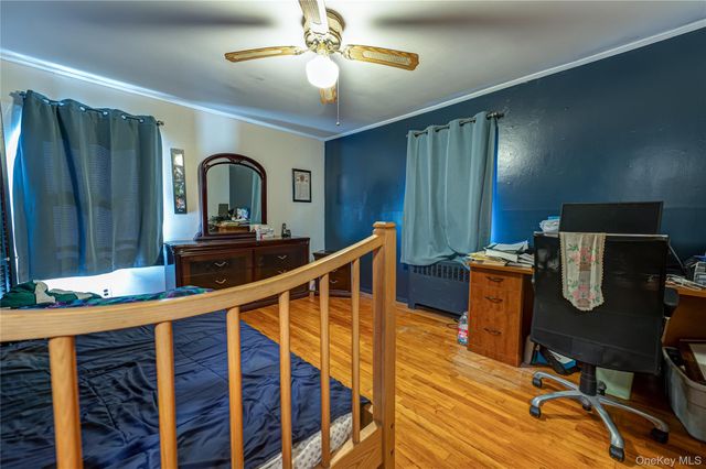 9 PO Lane, Hicksville, NY 11801