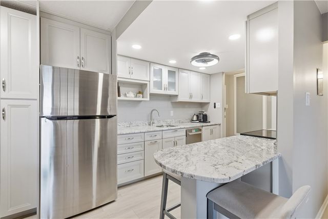 5600 Munhall Rd 501, Squirrel Hill, PA 15217