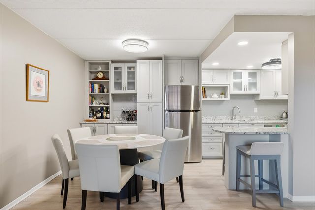 5600 Munhall Rd 501, Squirrel Hill, PA 15217