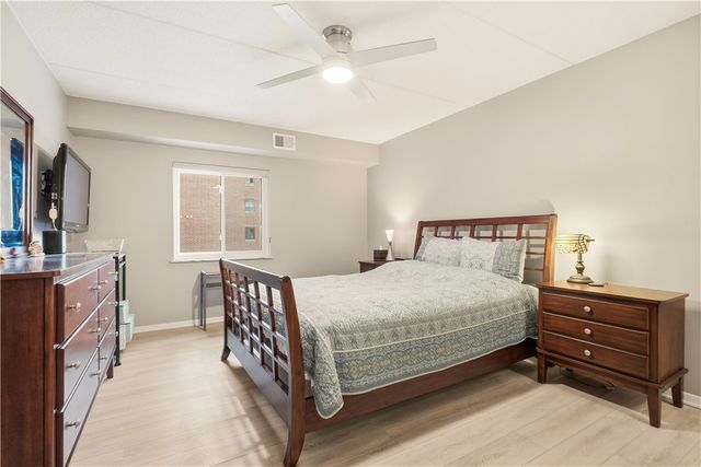 5600 Munhall Rd 501, Squirrel Hill, PA 15217