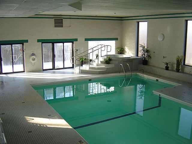 5600 Munhall Rd 501, Squirrel Hill, PA 15217