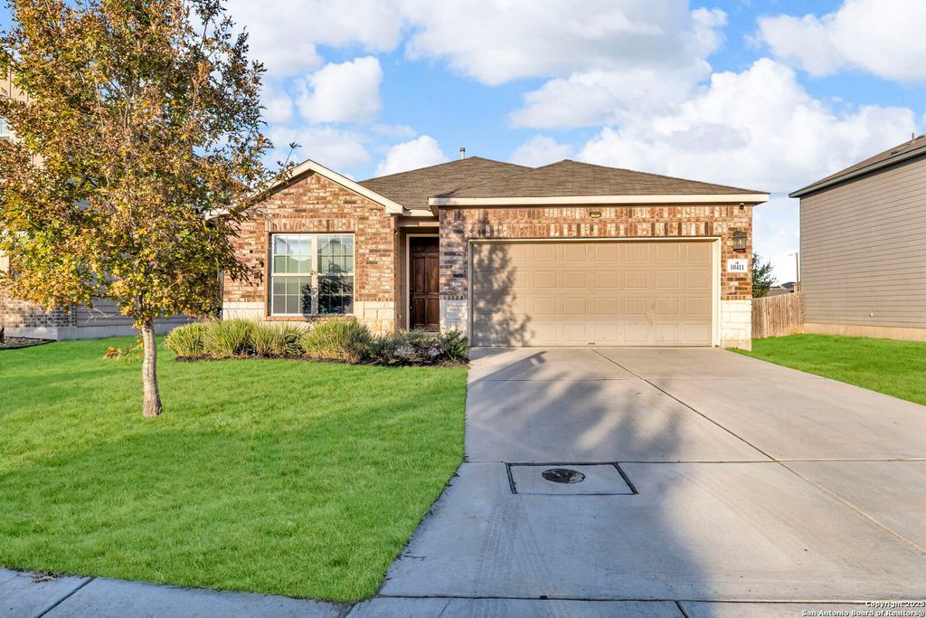 10411 Francisco, Converse, TX 78109