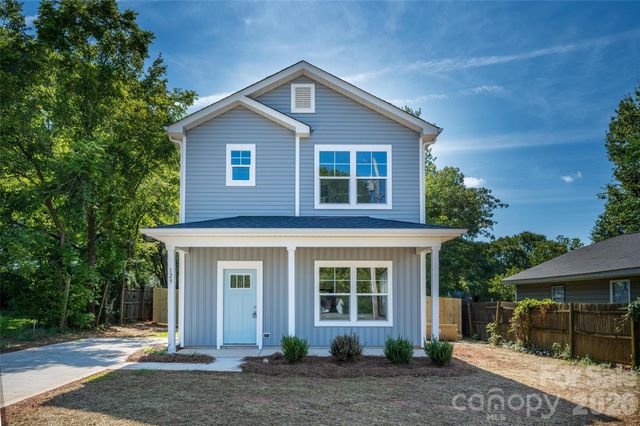 129 Broom Street, Statesville, NC 28677