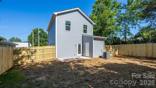 129 Broom Street, Statesville, NC 28677