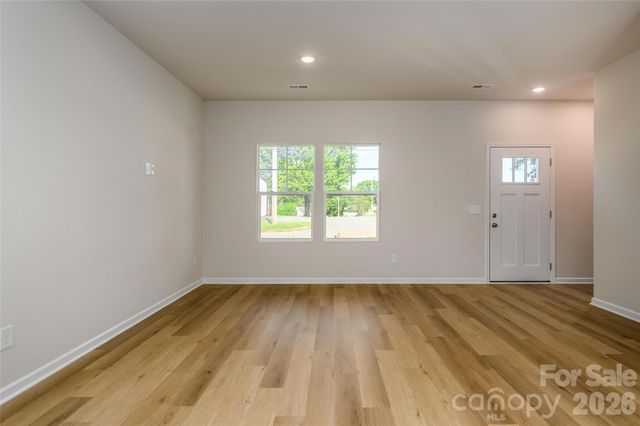 129 Broom Street, Statesville, NC 28677