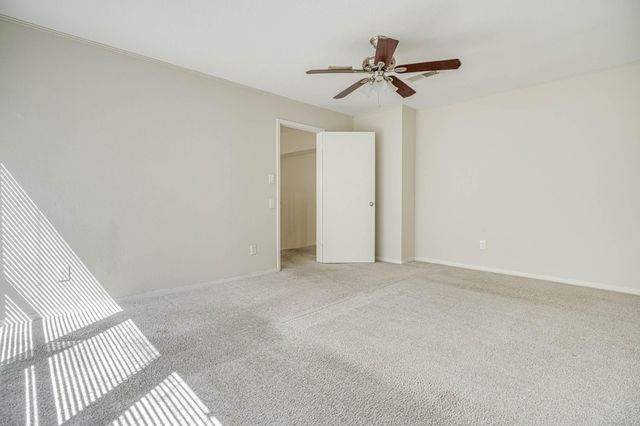 800 Country Place Drive 1301, Houston, TX 77079